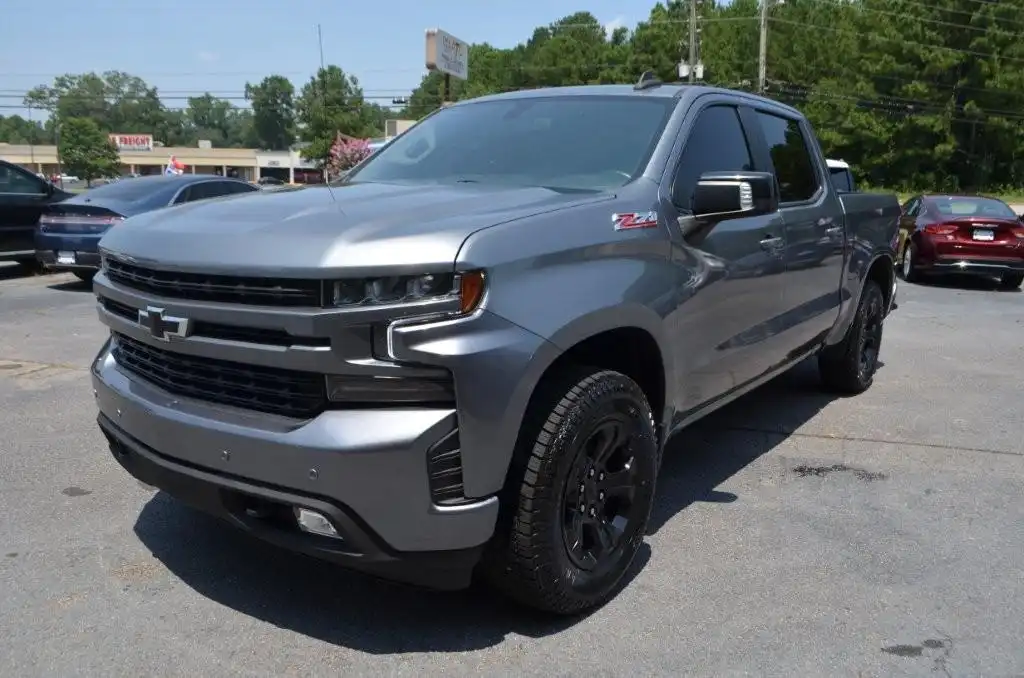 2021 Chevrolet Silverado 1500 RST 4X4 Crew Cab Short Box's photo