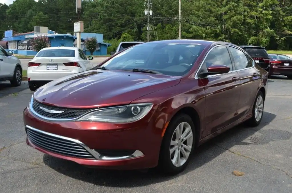 2015 Chrysler 200 Limited's photo