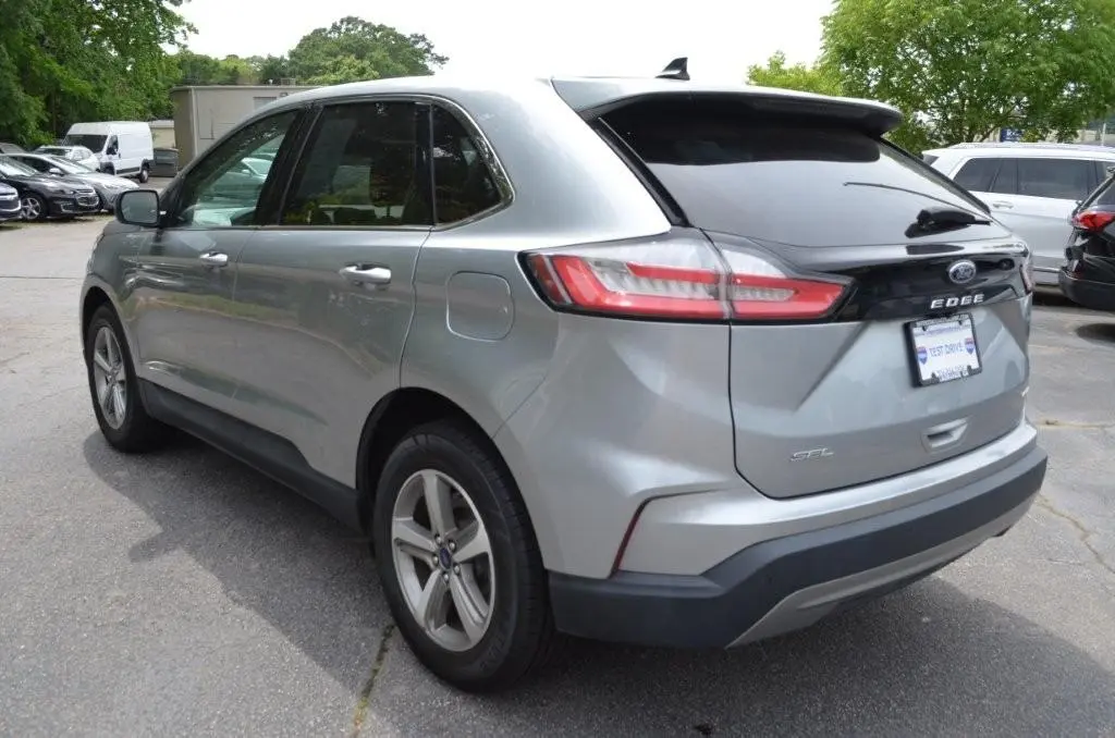 2022 Ford Edge SEL AWD photo 4