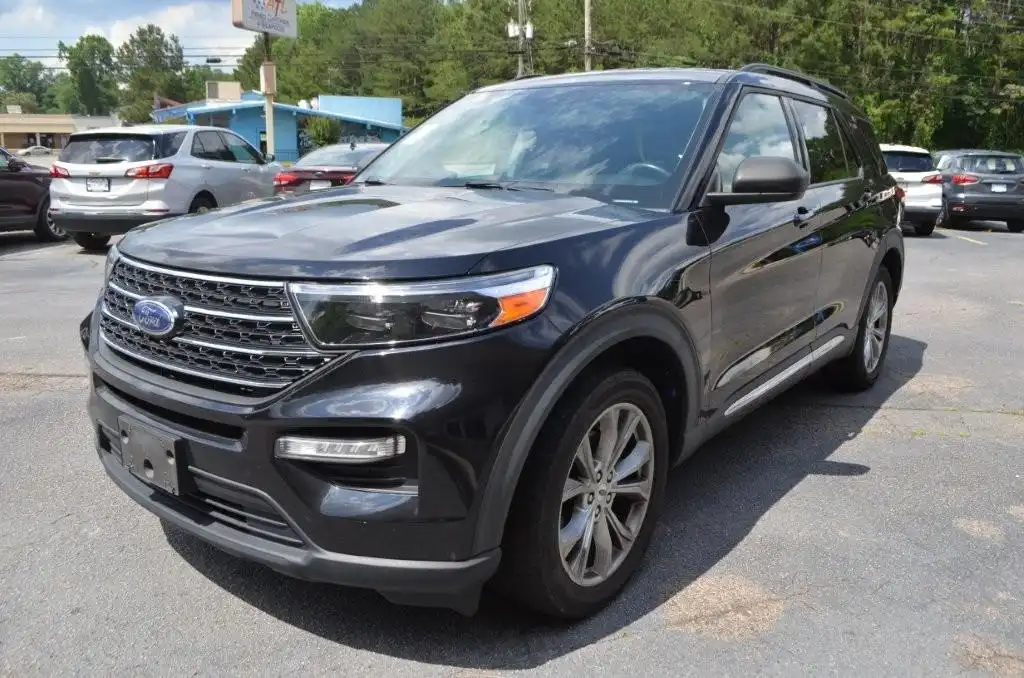 2020 Ford Explorer XLT RWD's photo