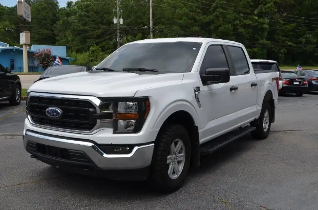 2023 Ford F-150 XLT 4x4 SuperCrew 5-1/2 Box's photo