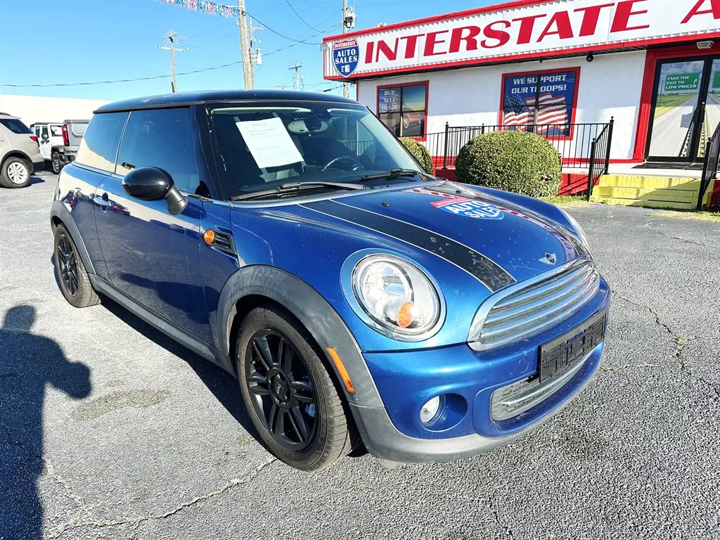 2013 MINI Cooper Base photo 4