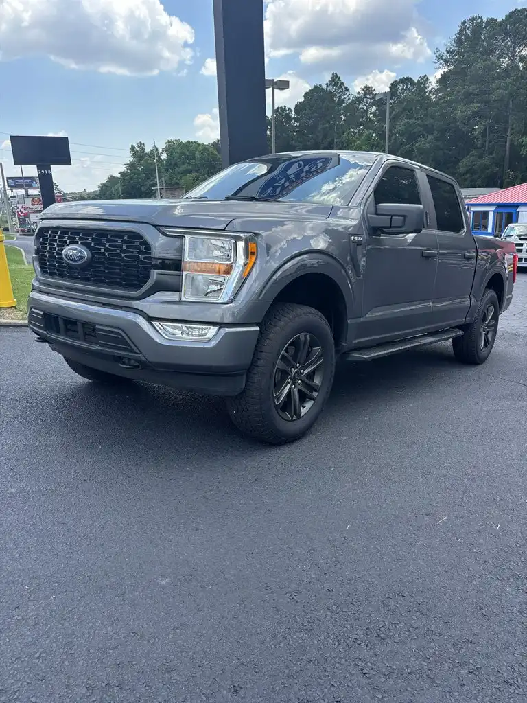 2021 Ford F-150 XL 4x4 SuperCrew 5-1/2 Box's photo
