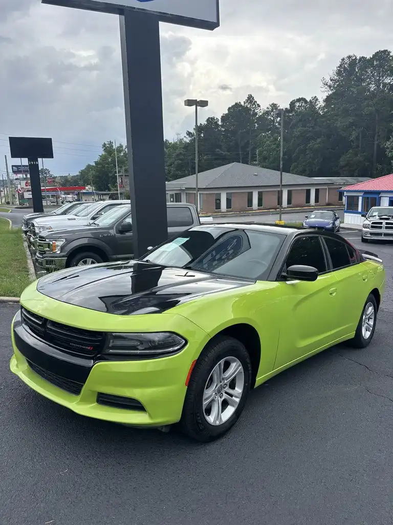 2020 Dodge Charger SXT's photo