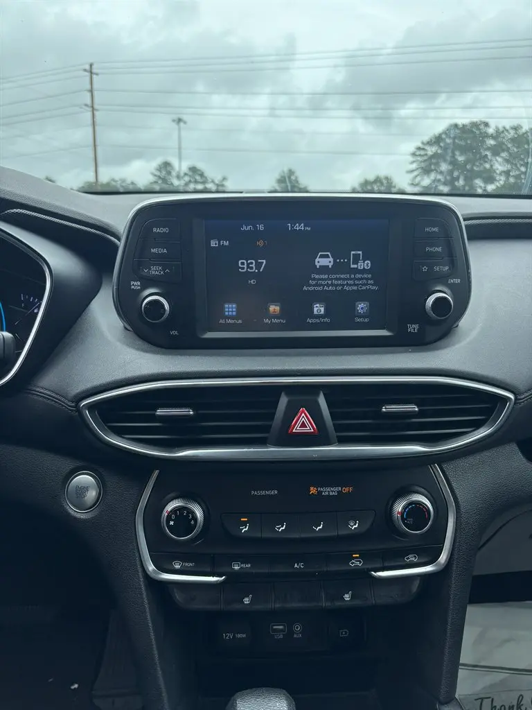 2019 Hyundai Santa Fe SEL 2.4 AWD photo 4