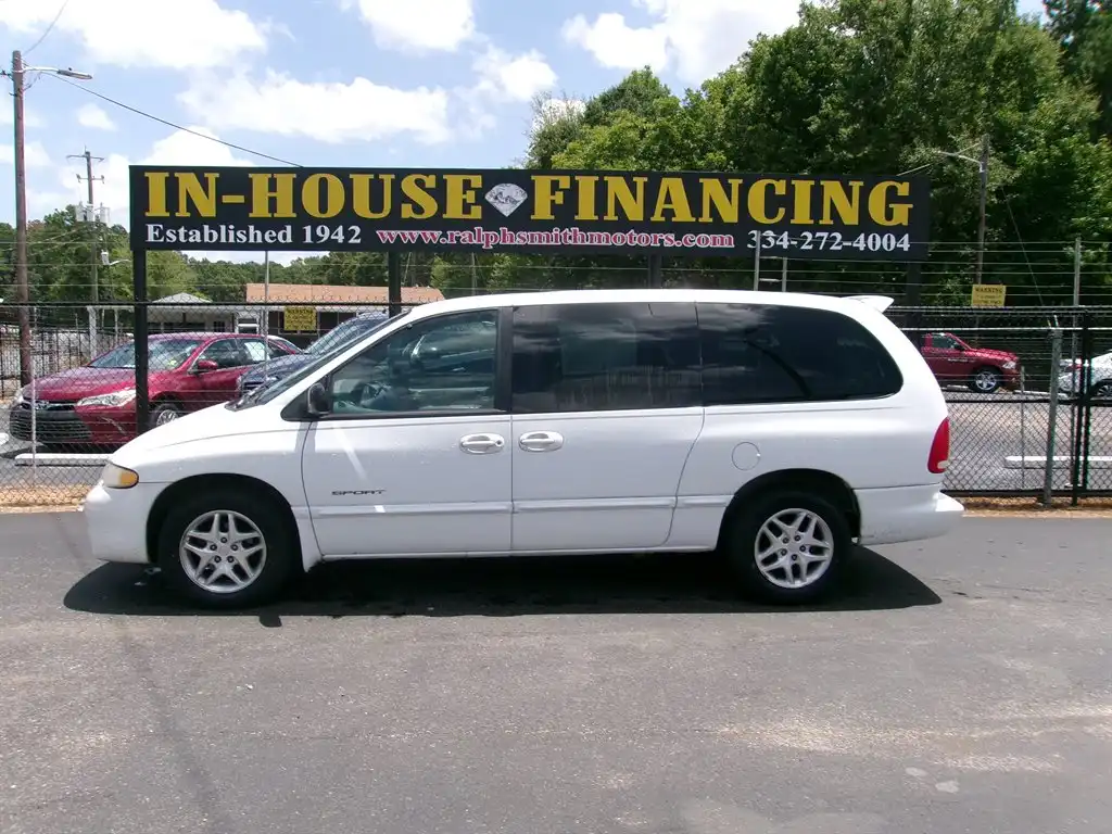 2000 Dodge Grand Caravan SE's photo