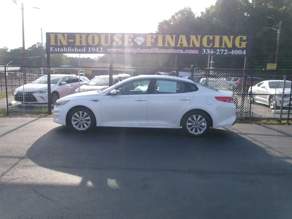 2016 Kia Optima EX Auto's photo