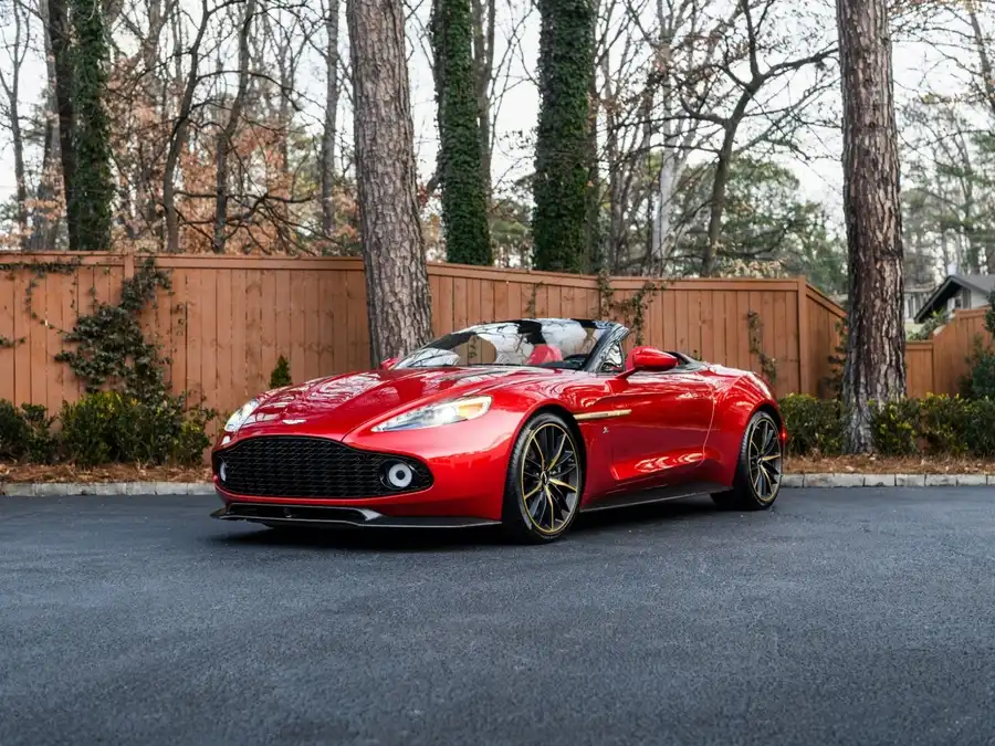 2018 Aston Martin Vanquish S Volante's photo