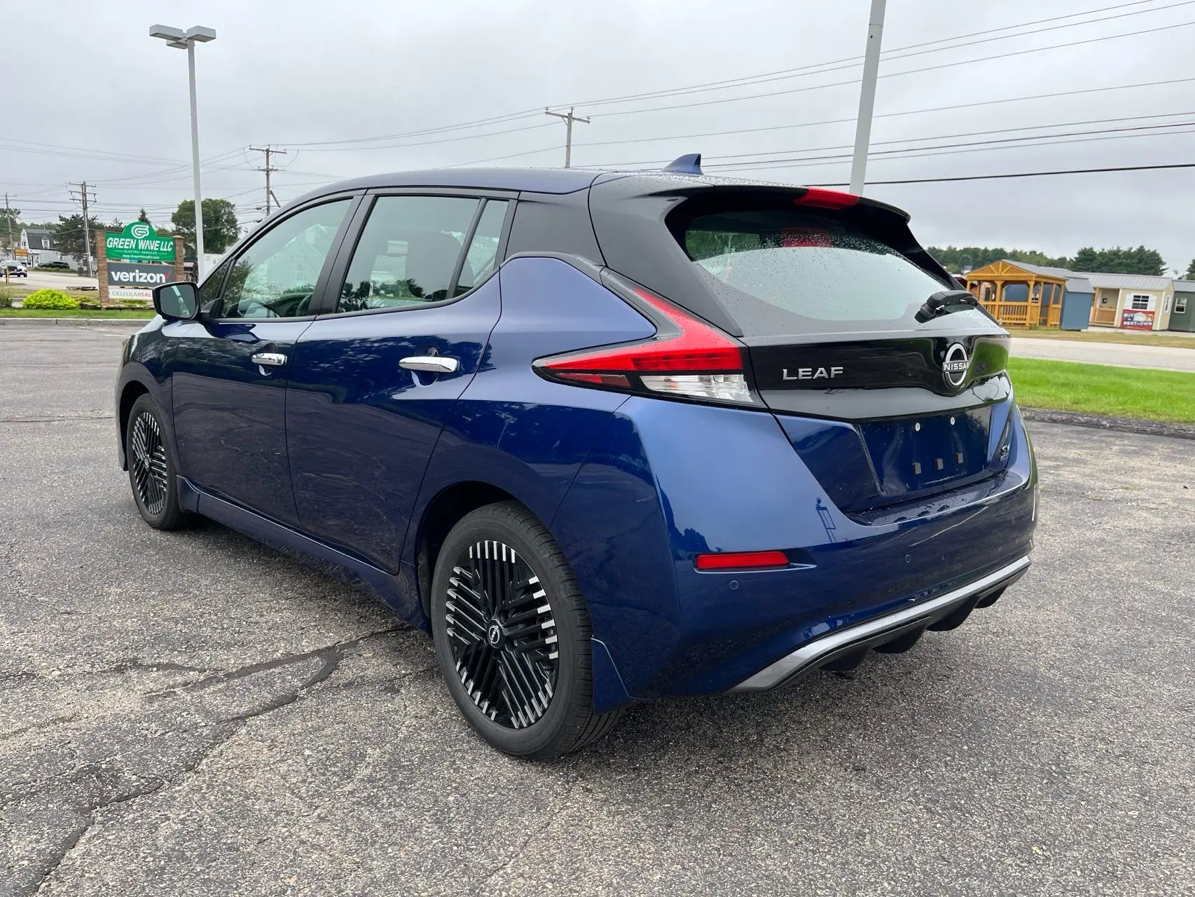 2023 Nissan Leaf SV Plus photo 3