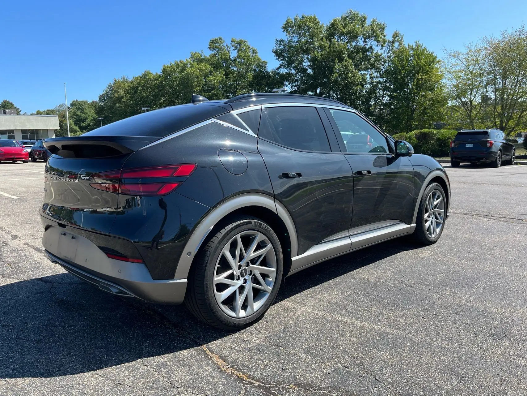 2023 Genesis GV60 Advanced photo 5