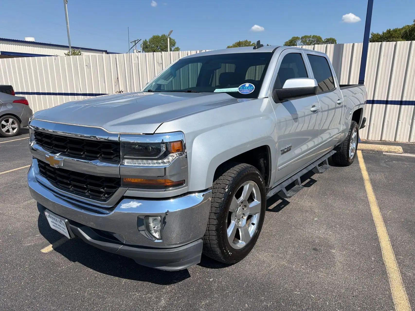 2017 Chevrolet Silverado 1500 LT Crew Cab Short Box's photo