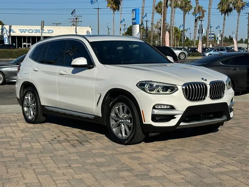 2019 BMW X3 xDrive30i photo 3