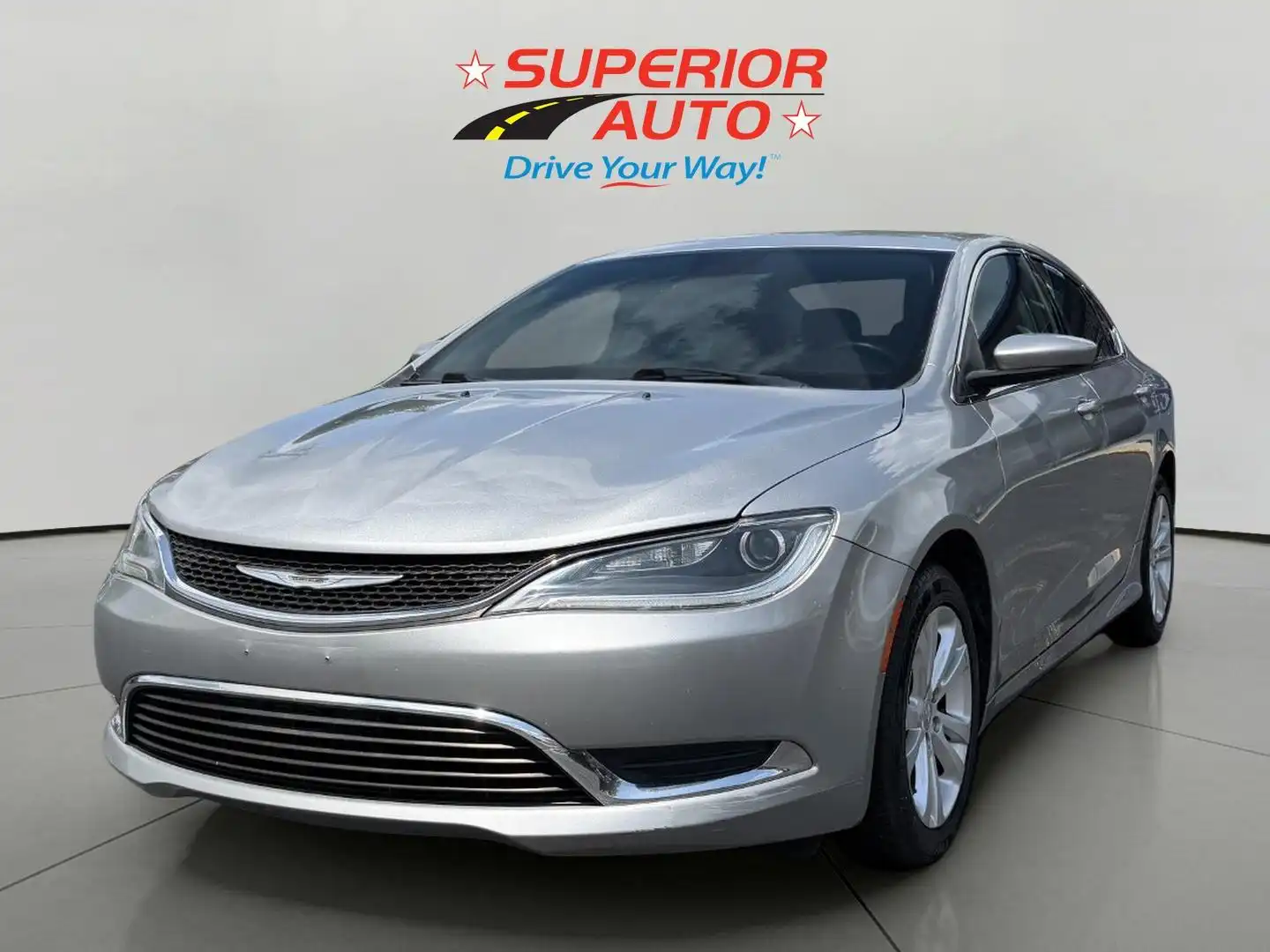2015 Chrysler 200 Limited's photo