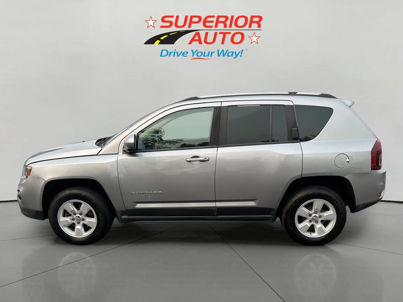2016 Jeep Compass Latitude photo 3