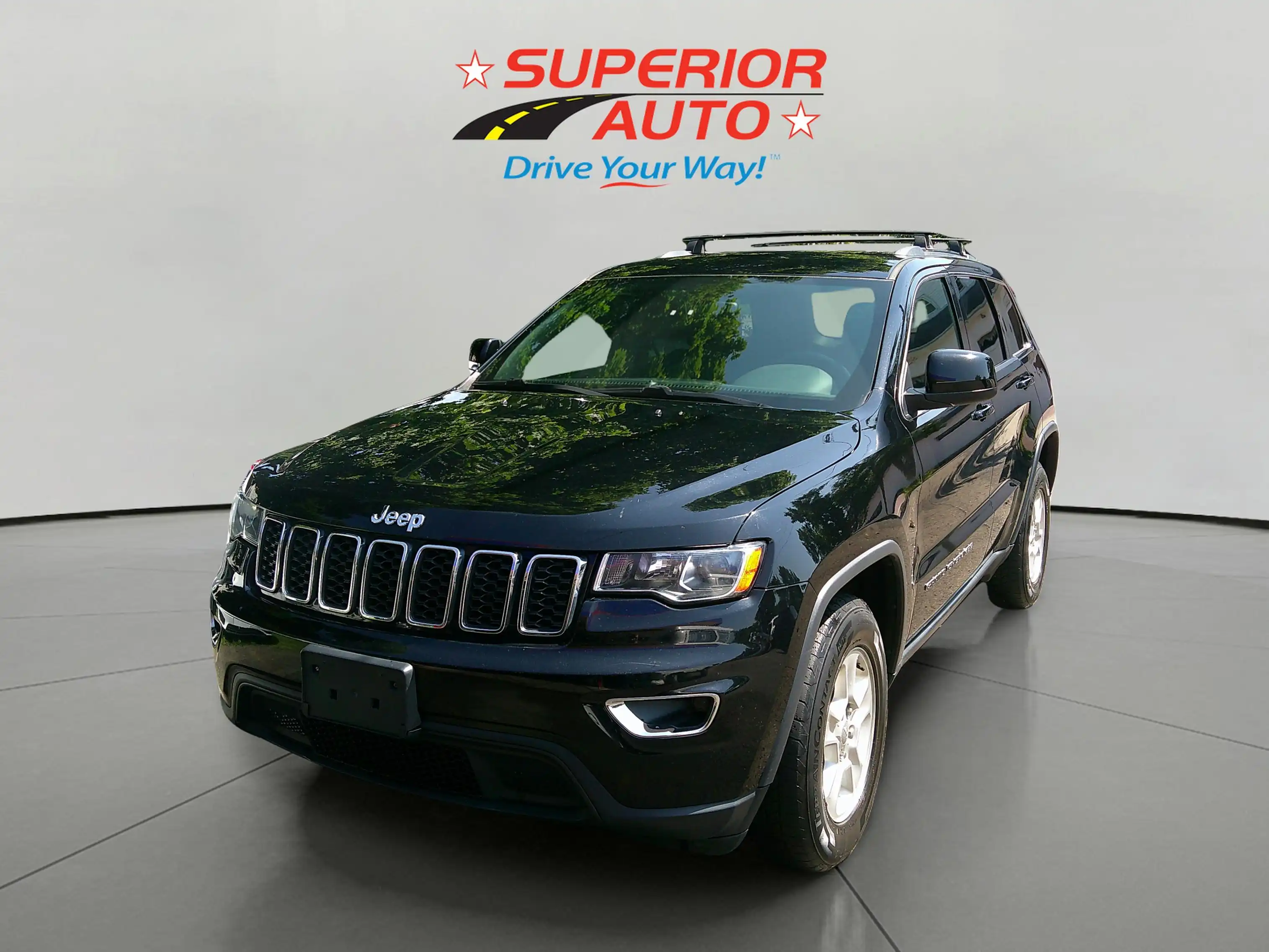 2017 Jeep Grand Cherokee Laredo E 4WD's photo