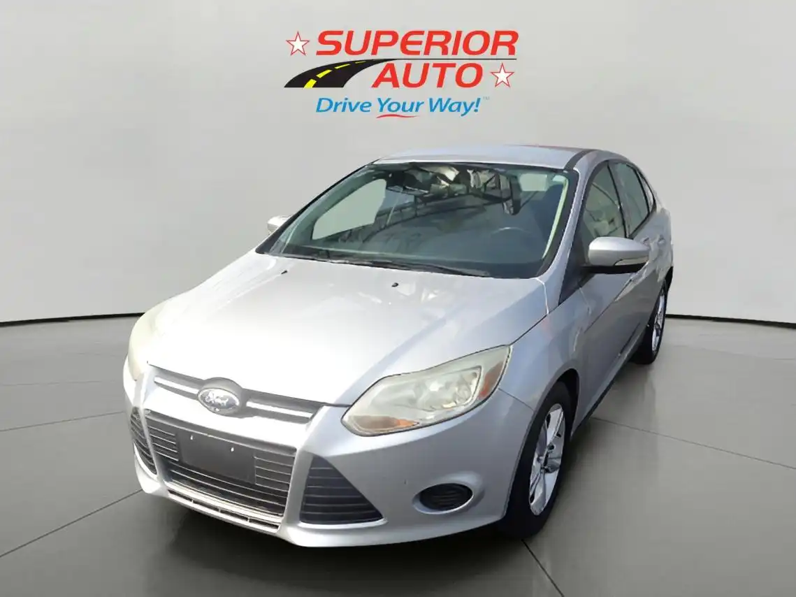 2013 Ford Focus Sedan SE's photo