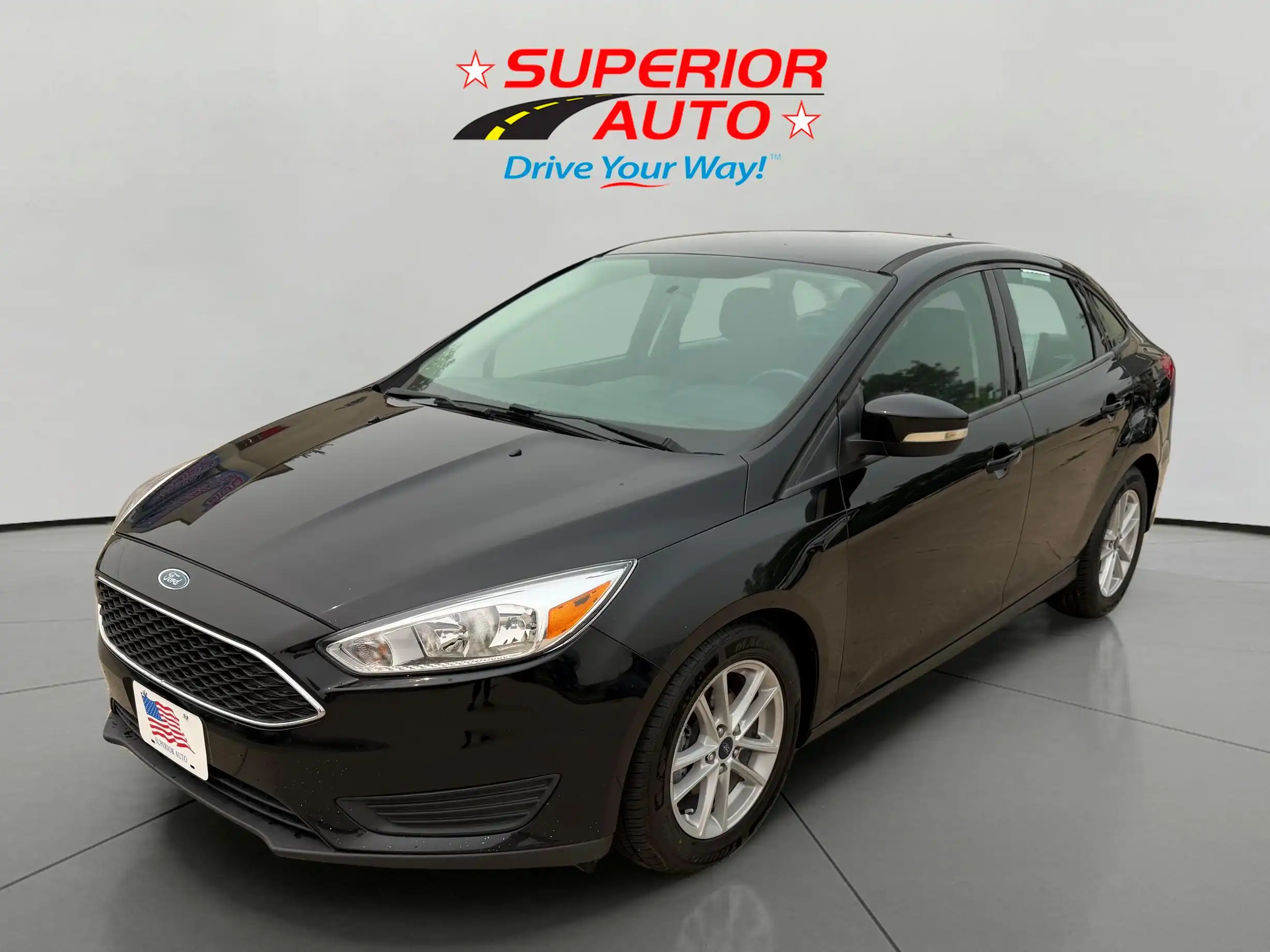 2018 Ford Focus Sedan SE's photo