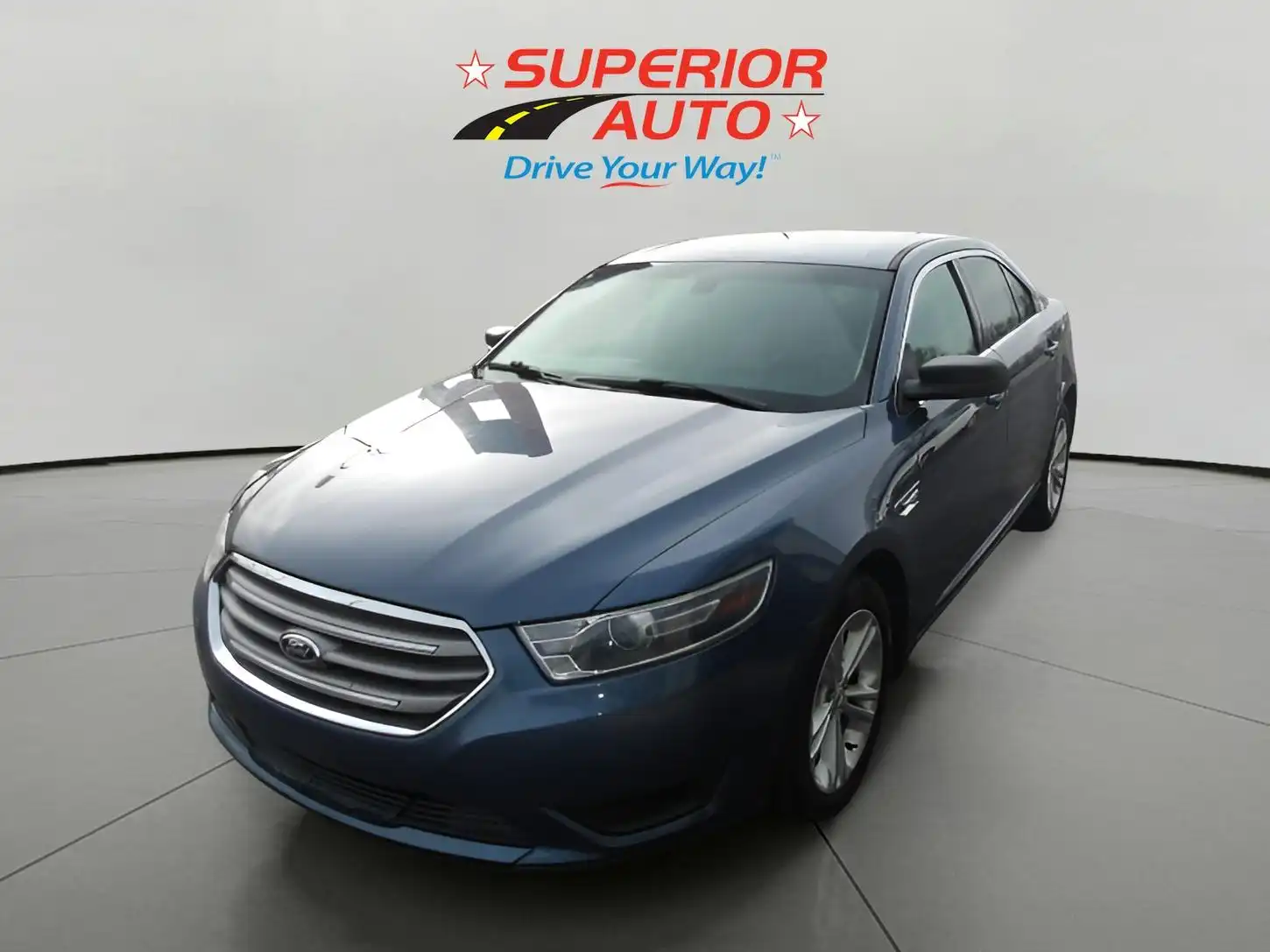 2019 Ford Taurus SE FWD's photo