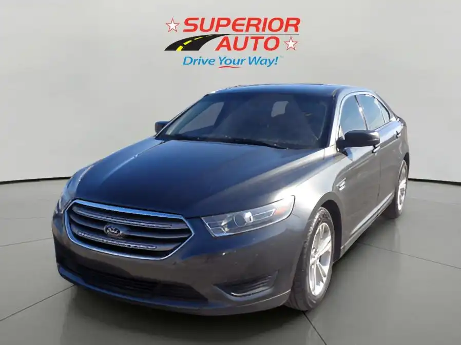 2016 Ford Taurus SE FWD's photo