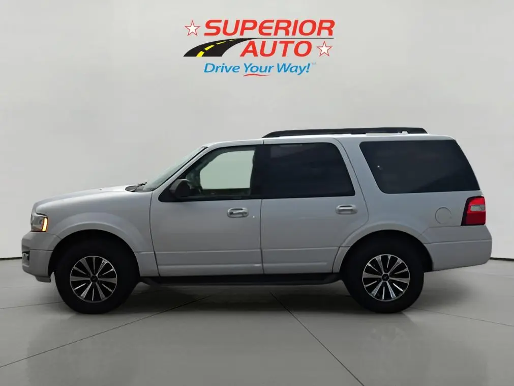 2017 Ford Expedition XLT 4x4 photo 3