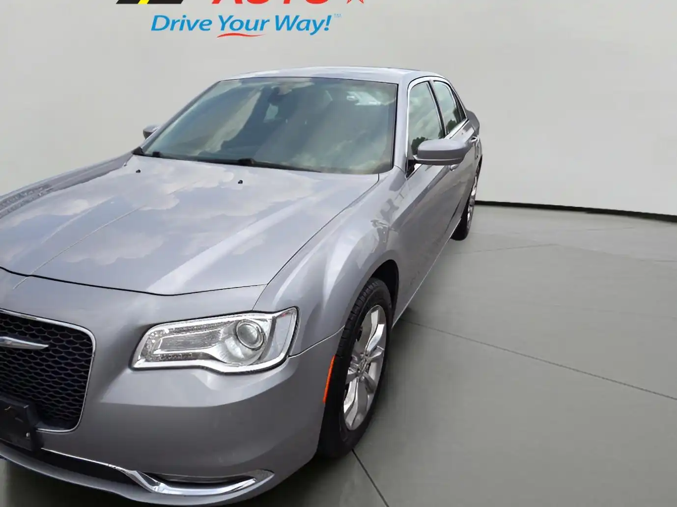 2018 Chrysler 300 Touring AWD's photo