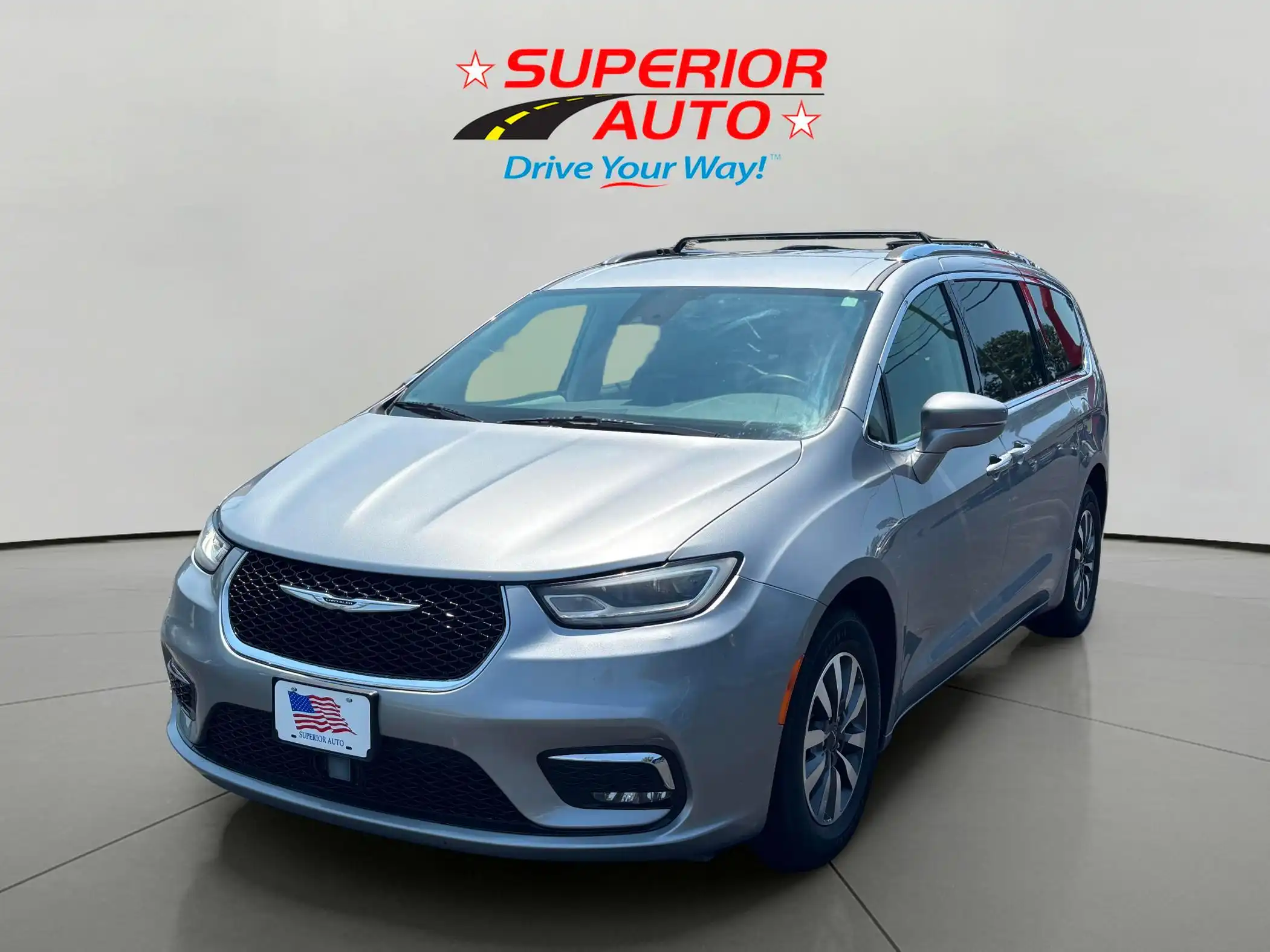2021 Chrysler Pacifica Touring L's photo