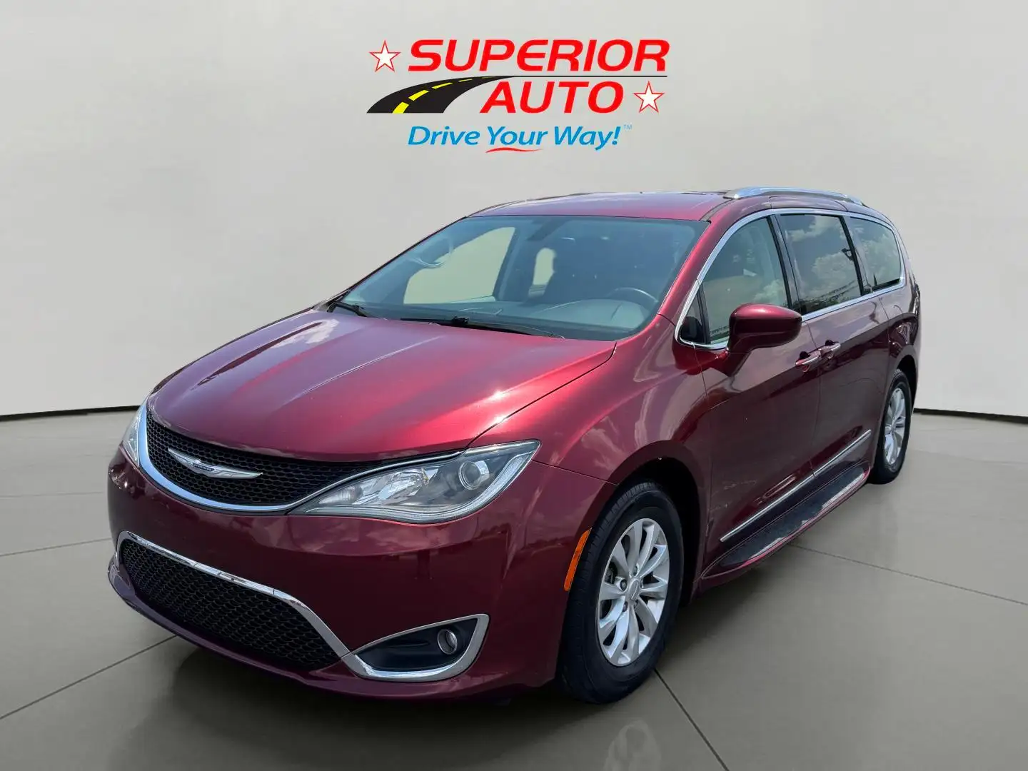2018 Chrysler Pacifica Touring L's photo