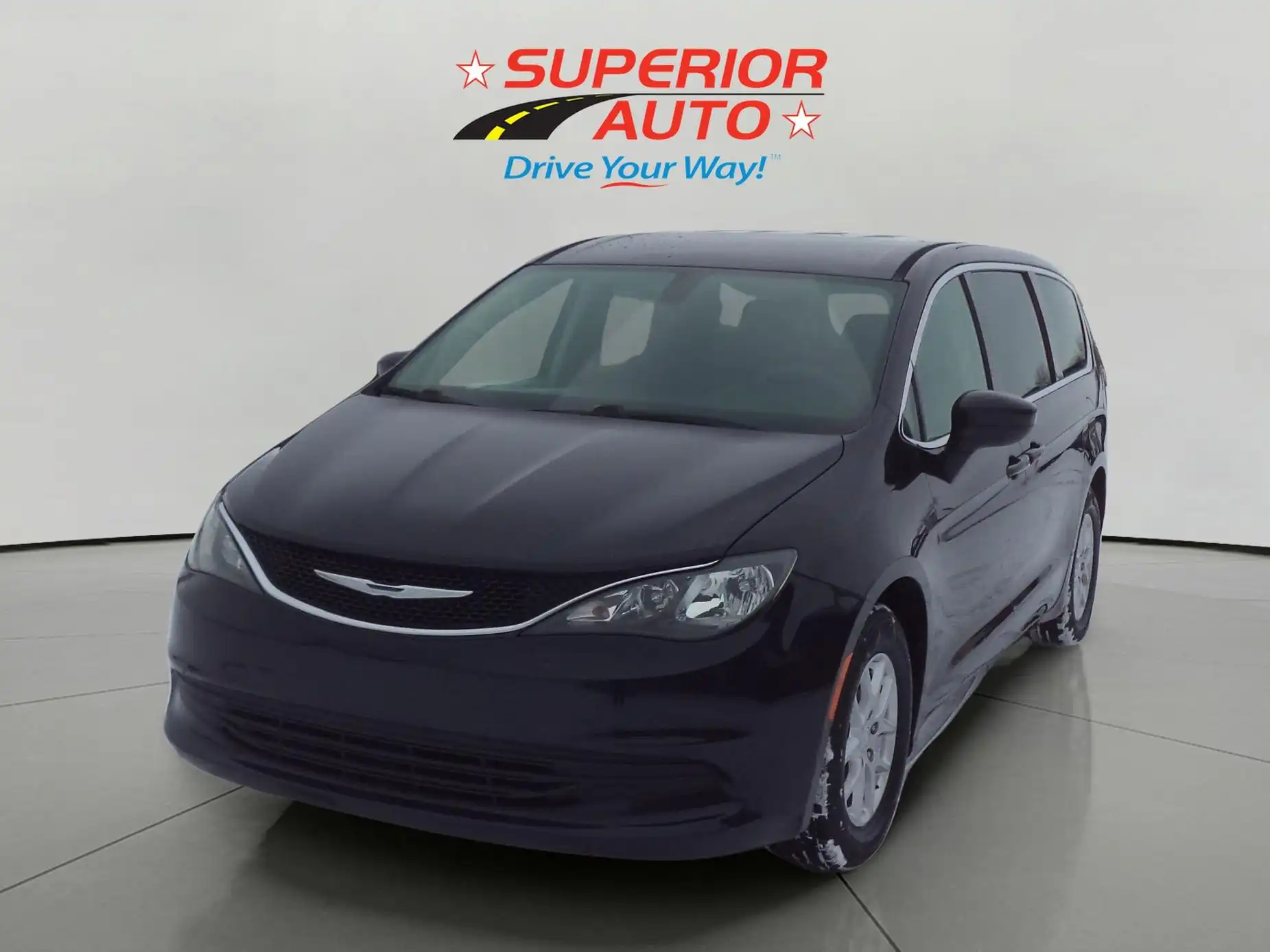 2017 Chrysler Pacifica Touring's photo