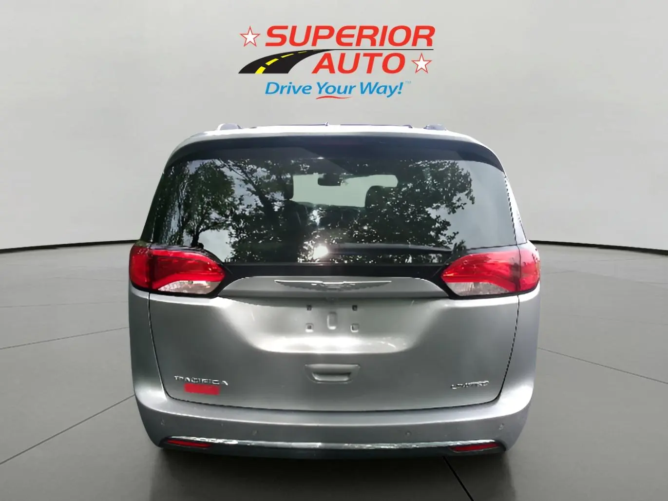 2018 Chrysler Pacifica Limited photo 4
