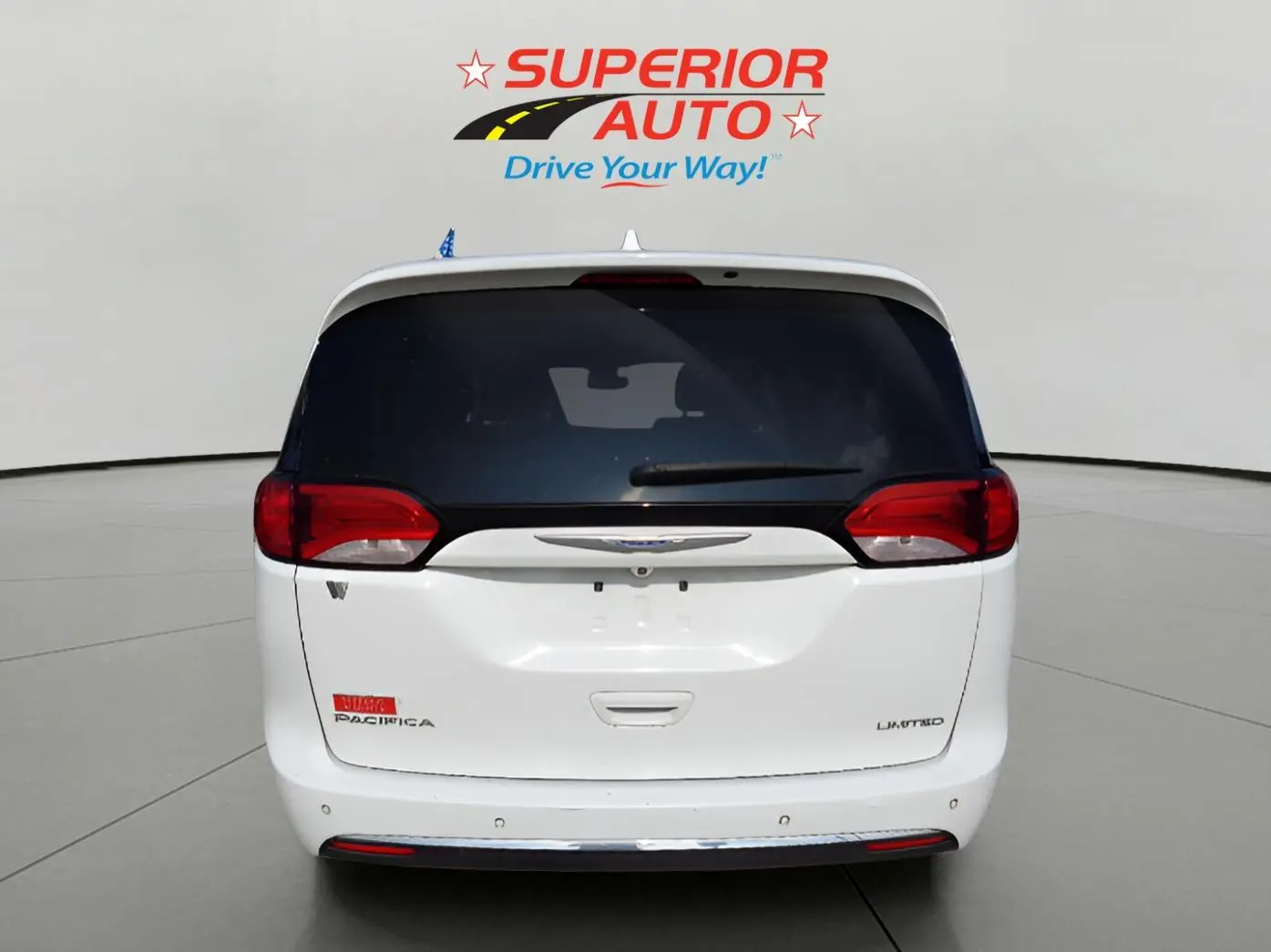 2018 Chrysler Pacifica Limited photo 4