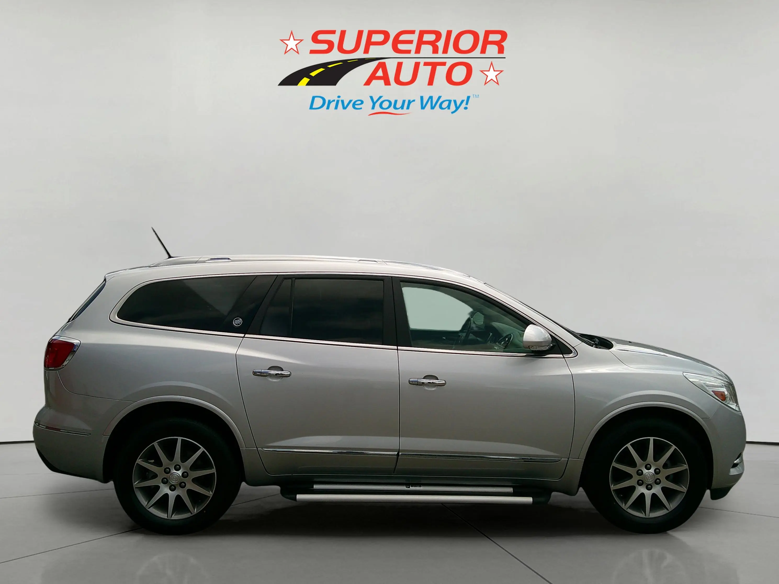 2016 Buick Enclave Leather AWD photo 5