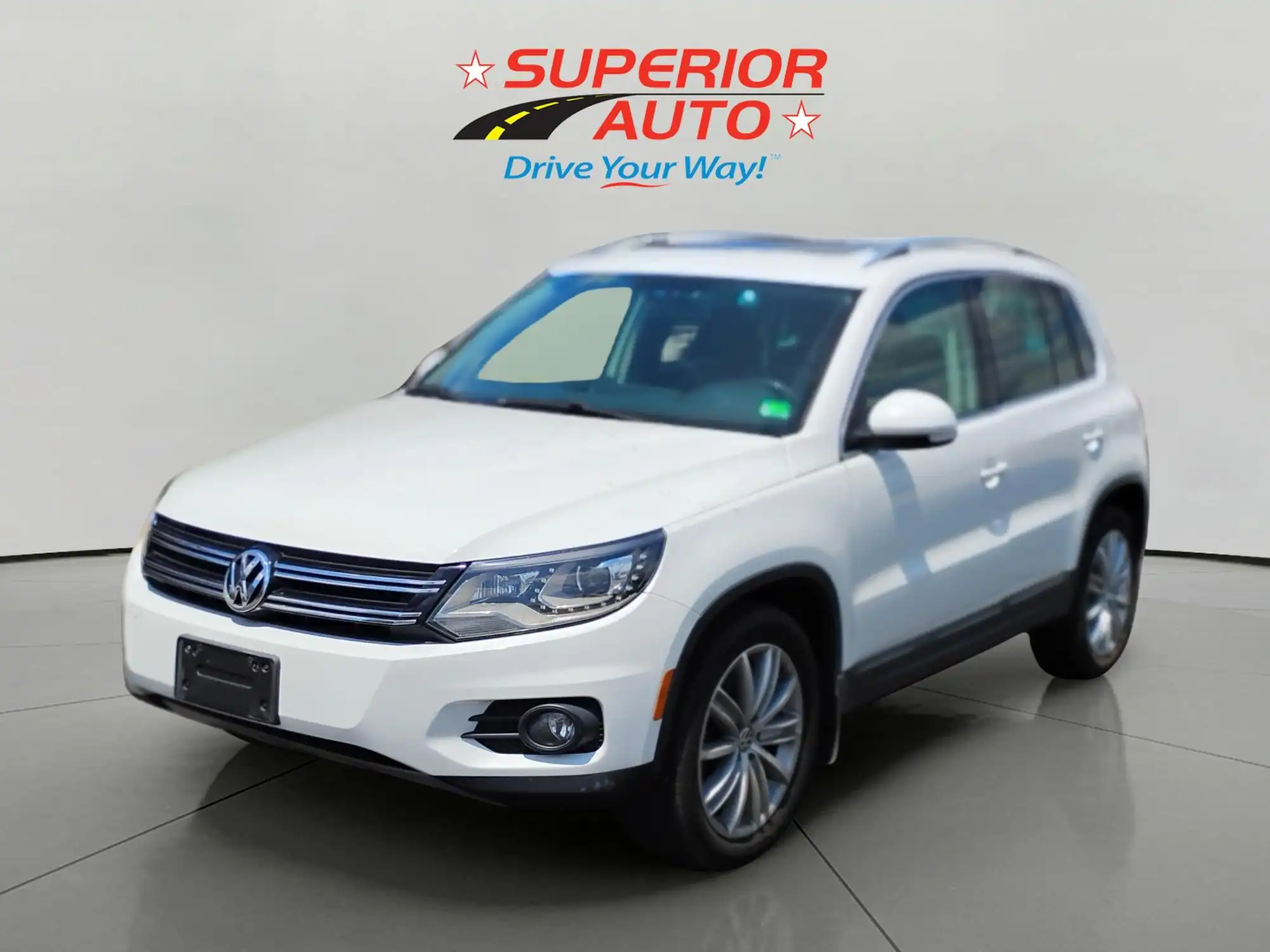 2016 Volkswagen Tiguan 2.0T SE's photo