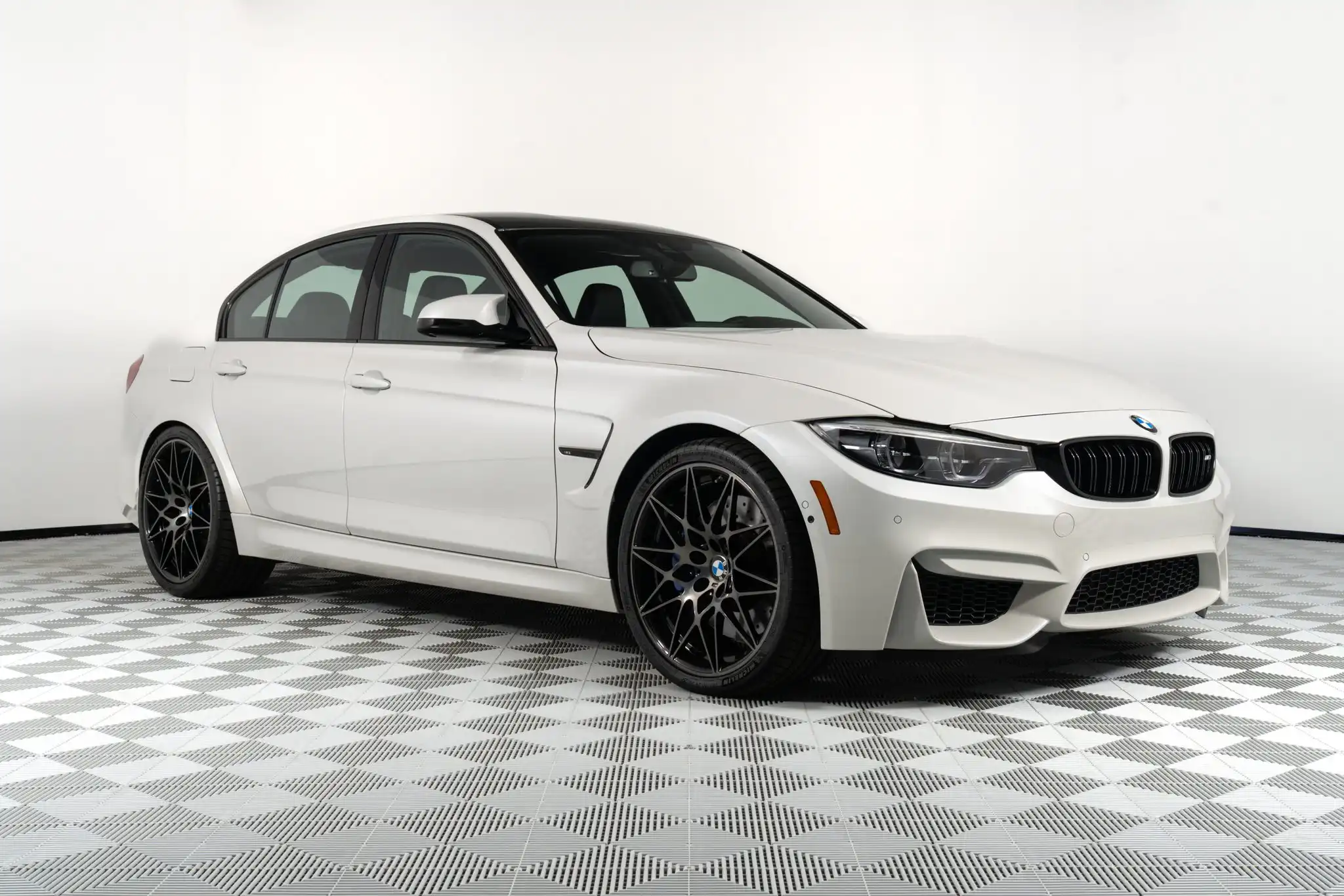2018 BMW M3 Base's photo