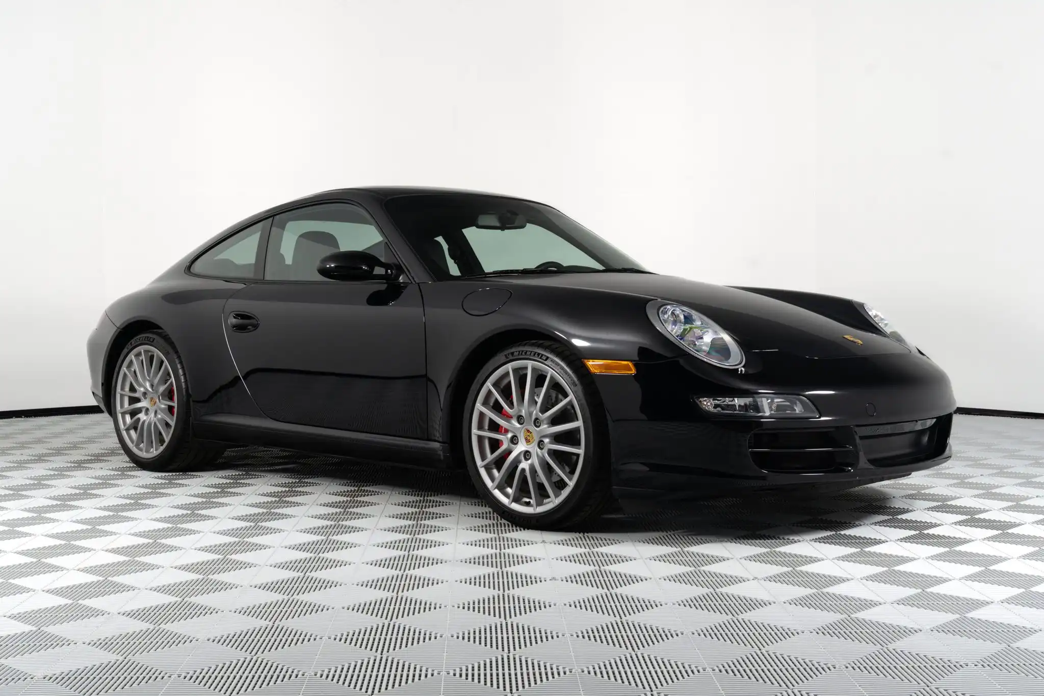 2005 Porsche 911 Carrera S Coupe's photo