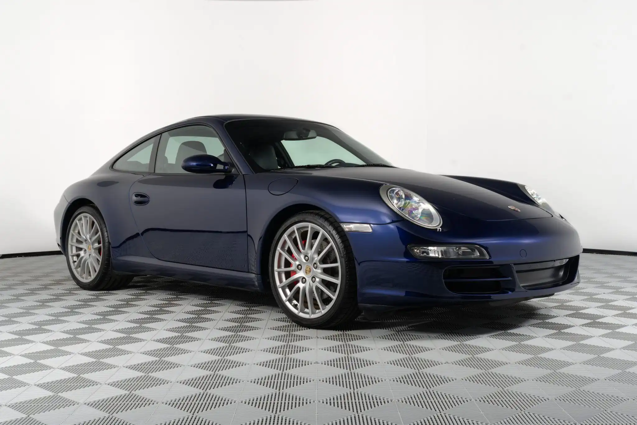 2005 Porsche 911 Carrera S Coupe's photo