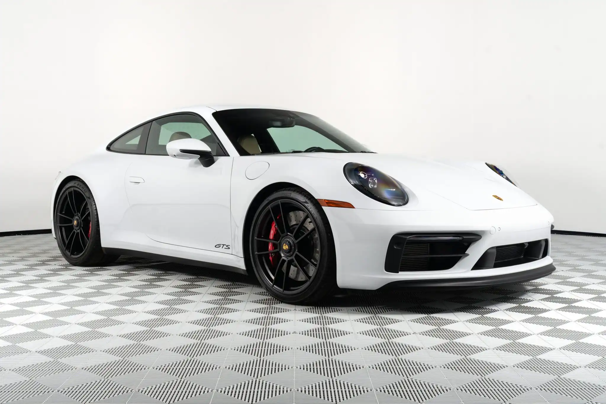 2023 Porsche 911 Carrera S Coupe's photo