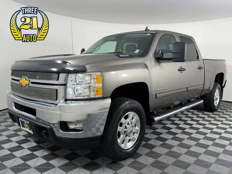 2014 Chevrolet Silverado HD LT 4WD Crew Cab SRW SWB's photo