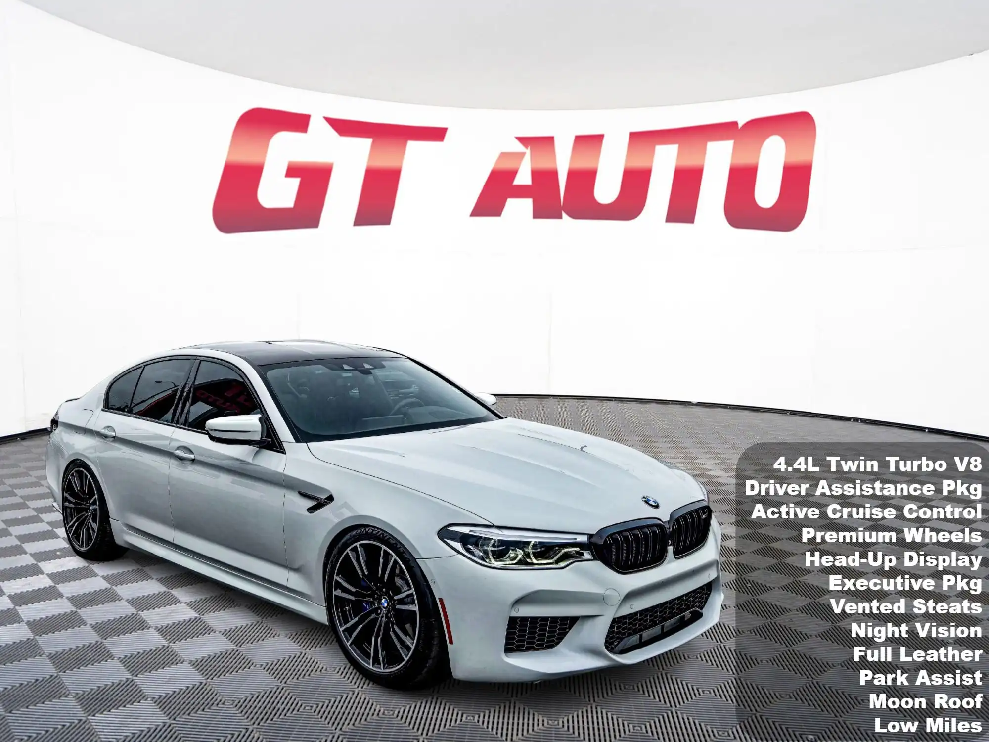 2019 BMW M5 Competition's photo