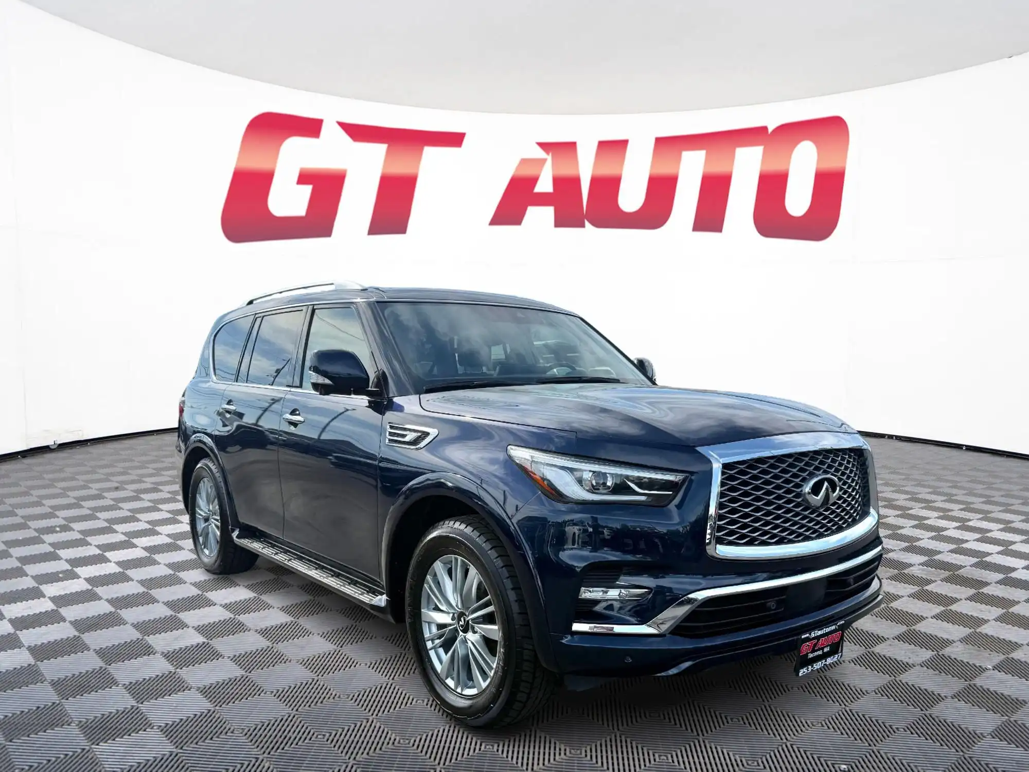 2024 INFINITI QX80 Luxe 4WD's photo