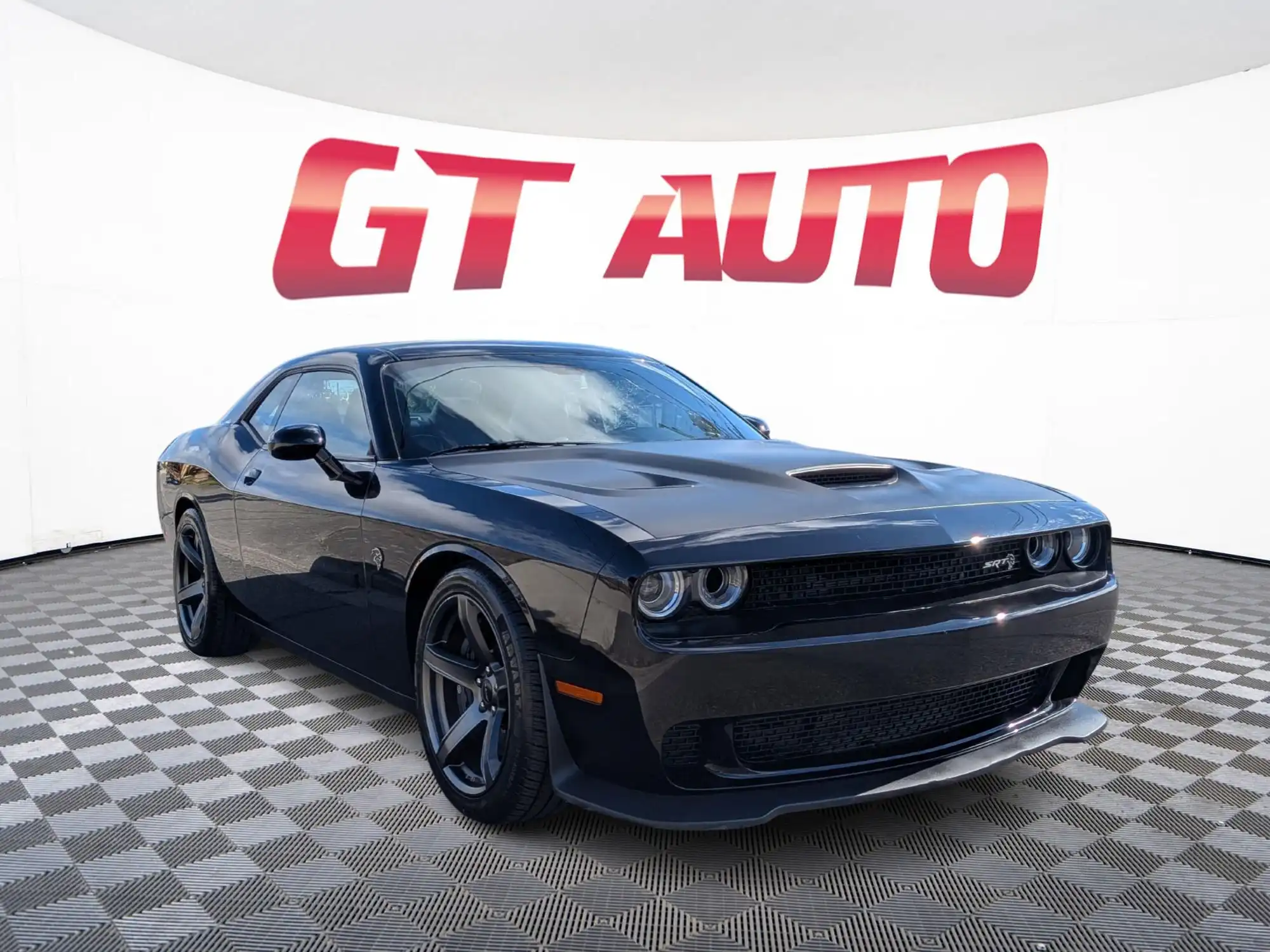 2018 Dodge Challenger SRT Hellcat's photo