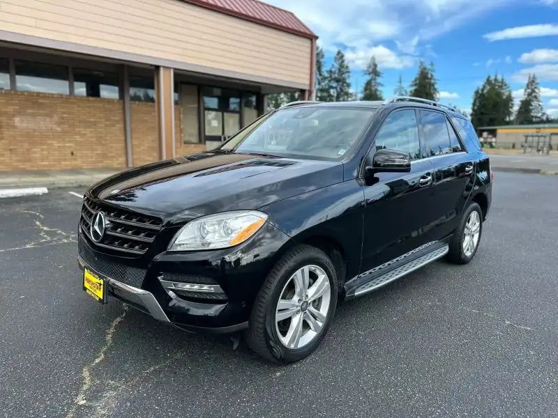 2015 Mercedes-Benz M-Class ML250 BlueTEC 4MATIC's photo