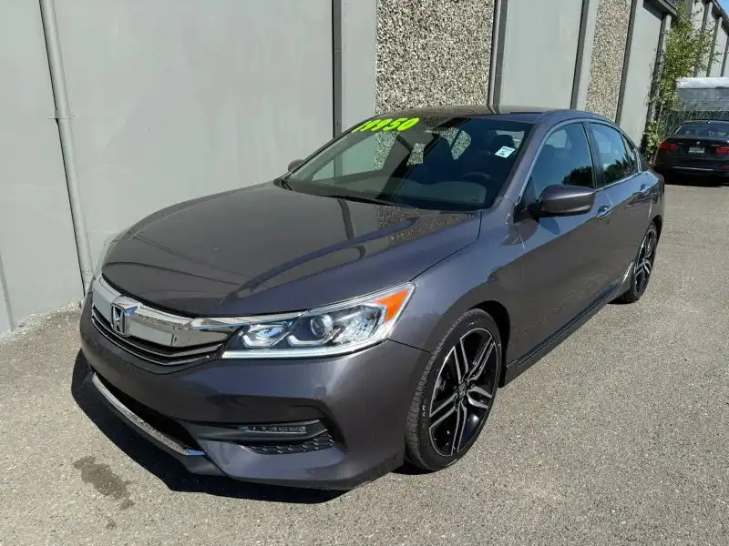 2017 Honda Accord Sport CVT SE's photo