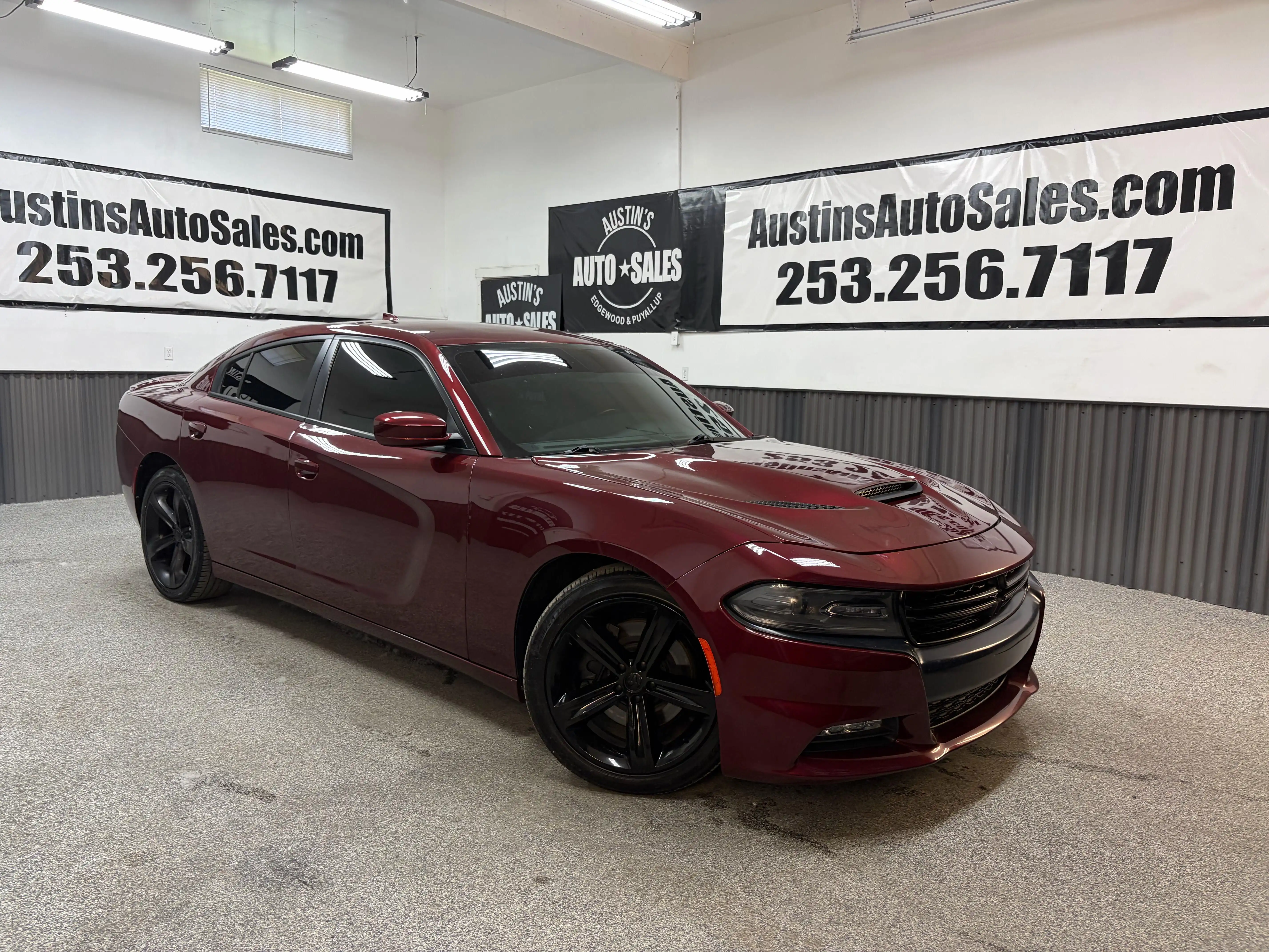 2017 Dodge Charger R/T's photo