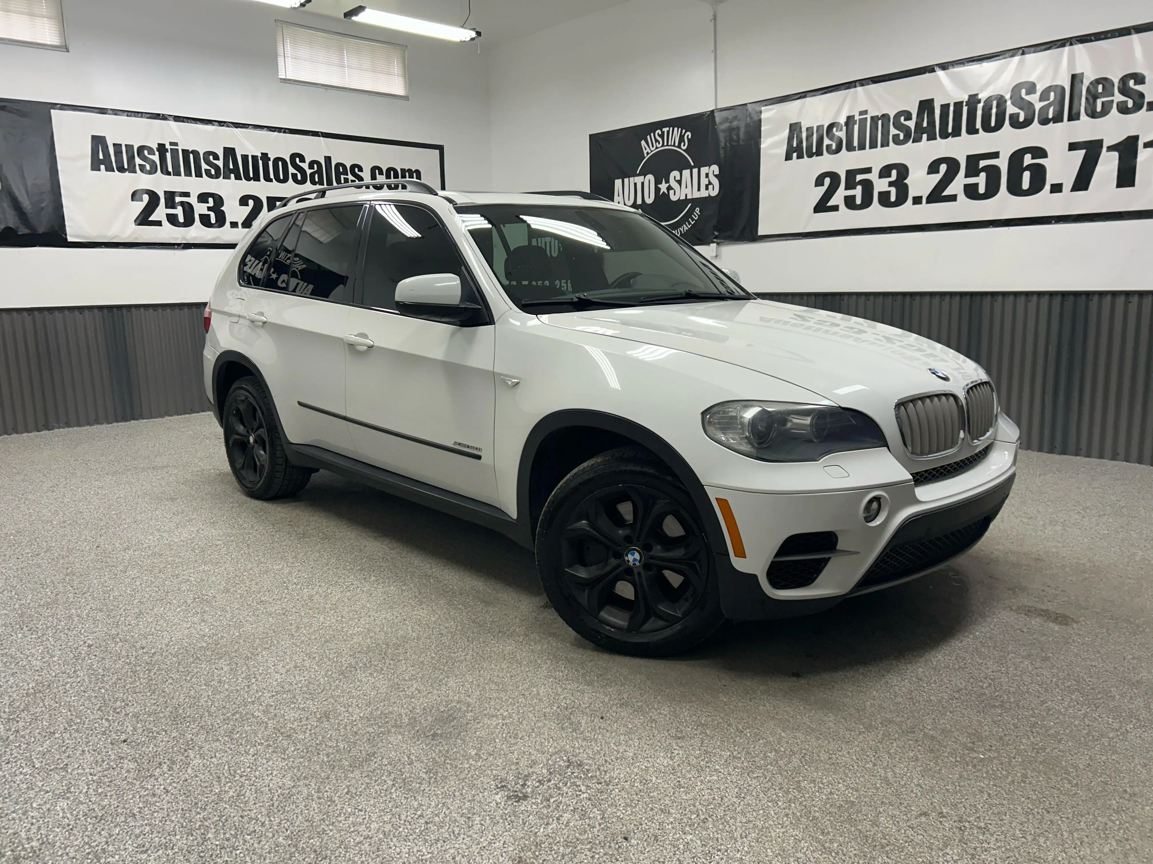 2011 BMW X5 xDrive50i's photo