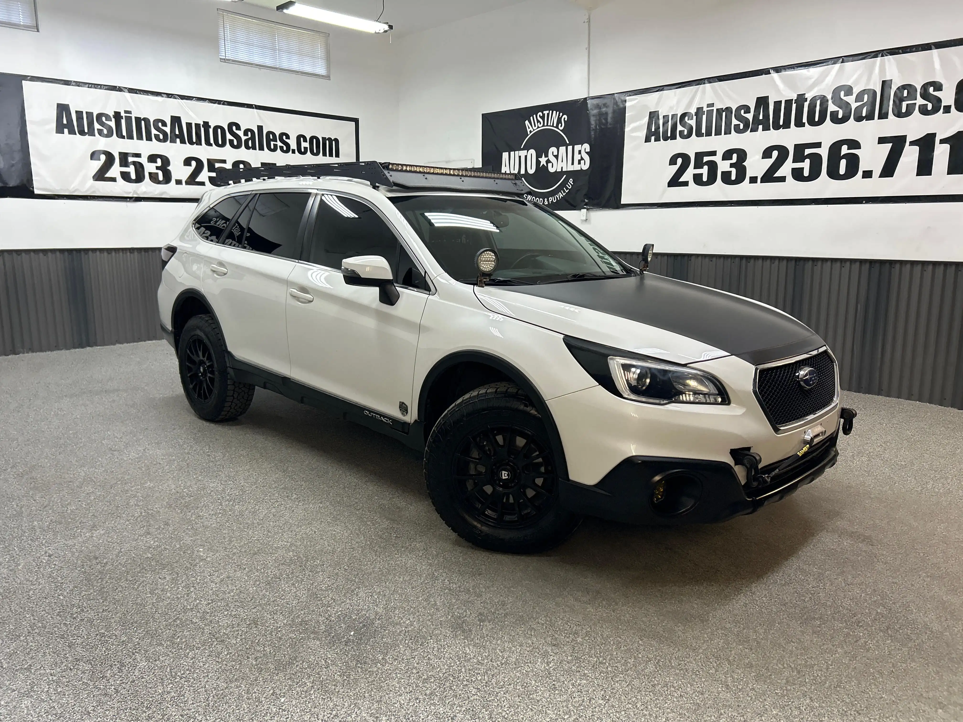 2017 Subaru Outback 3.6R Limited's photo