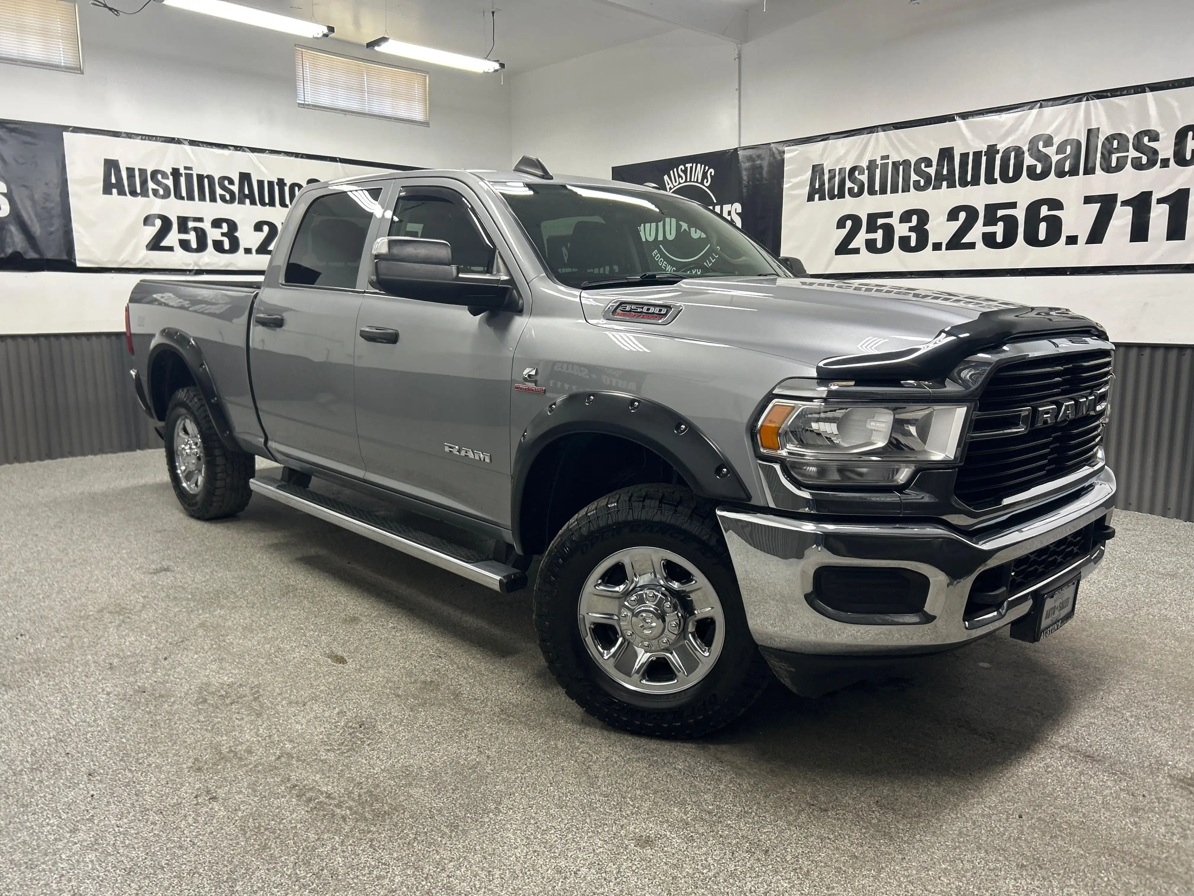 2020 RAM 3500 Tradesman 4X4 Crew Cab SWB's photo