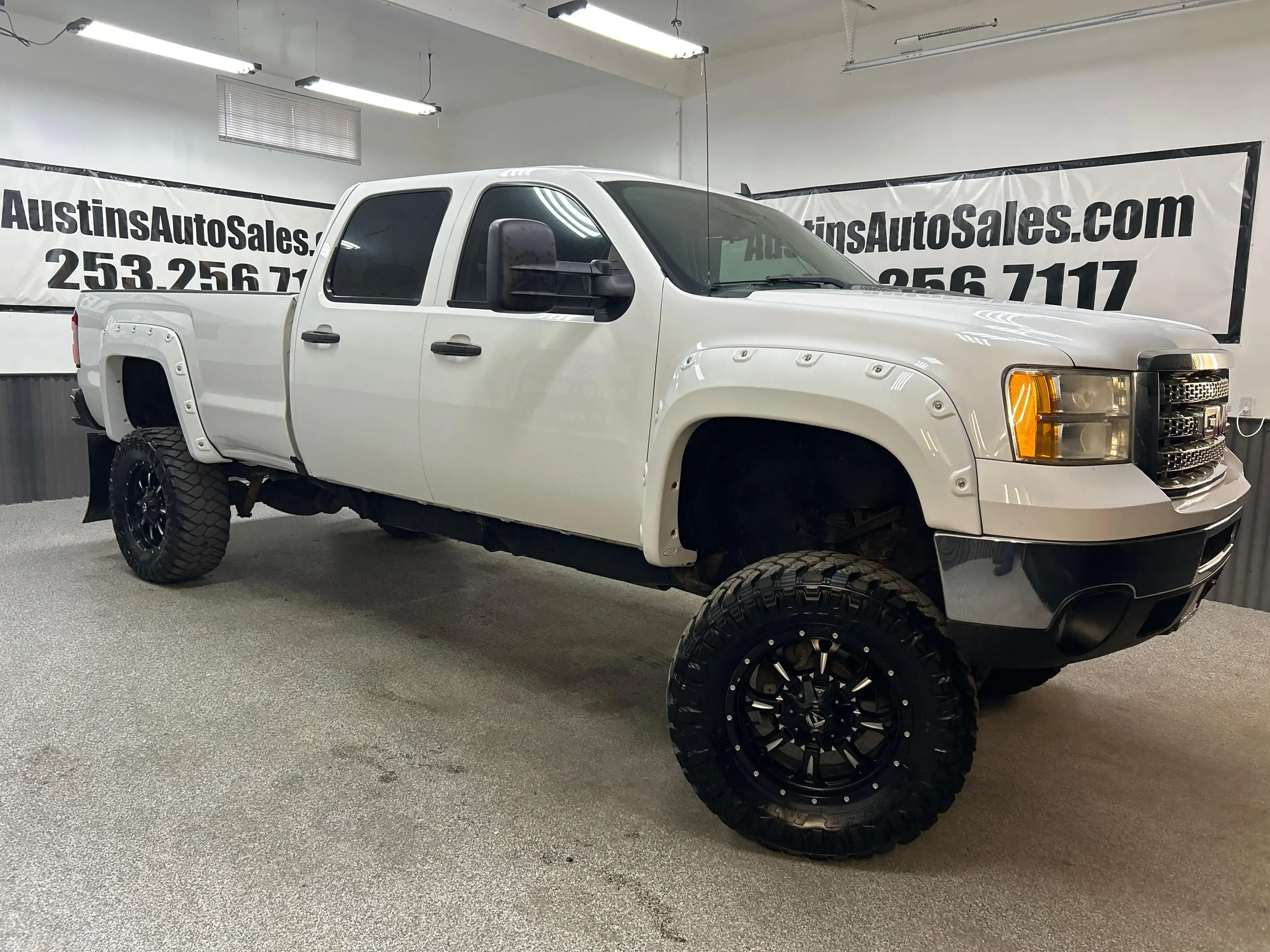 2014 GMC Sierra 4WD Crew Cab 6.5ft Work Truck SRW's photo