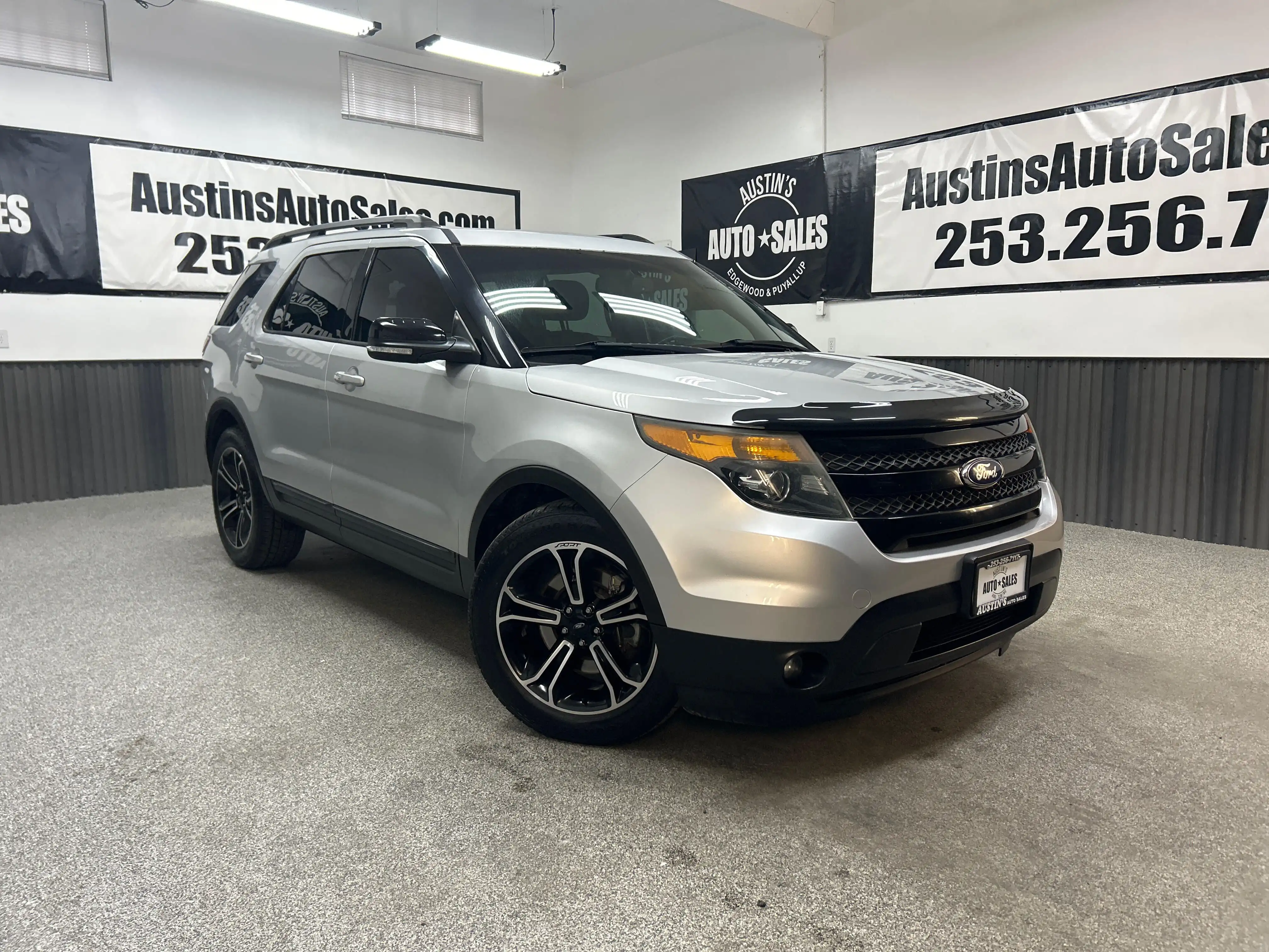 2015 Ford Explorer Sport 4x4's photo