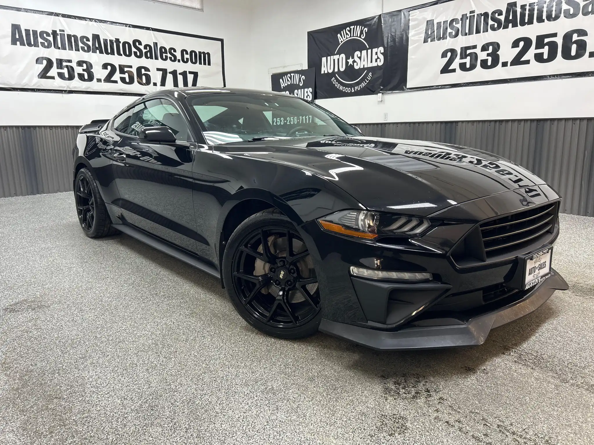 2018 Ford Mustang EcoBoost Coupe's photo