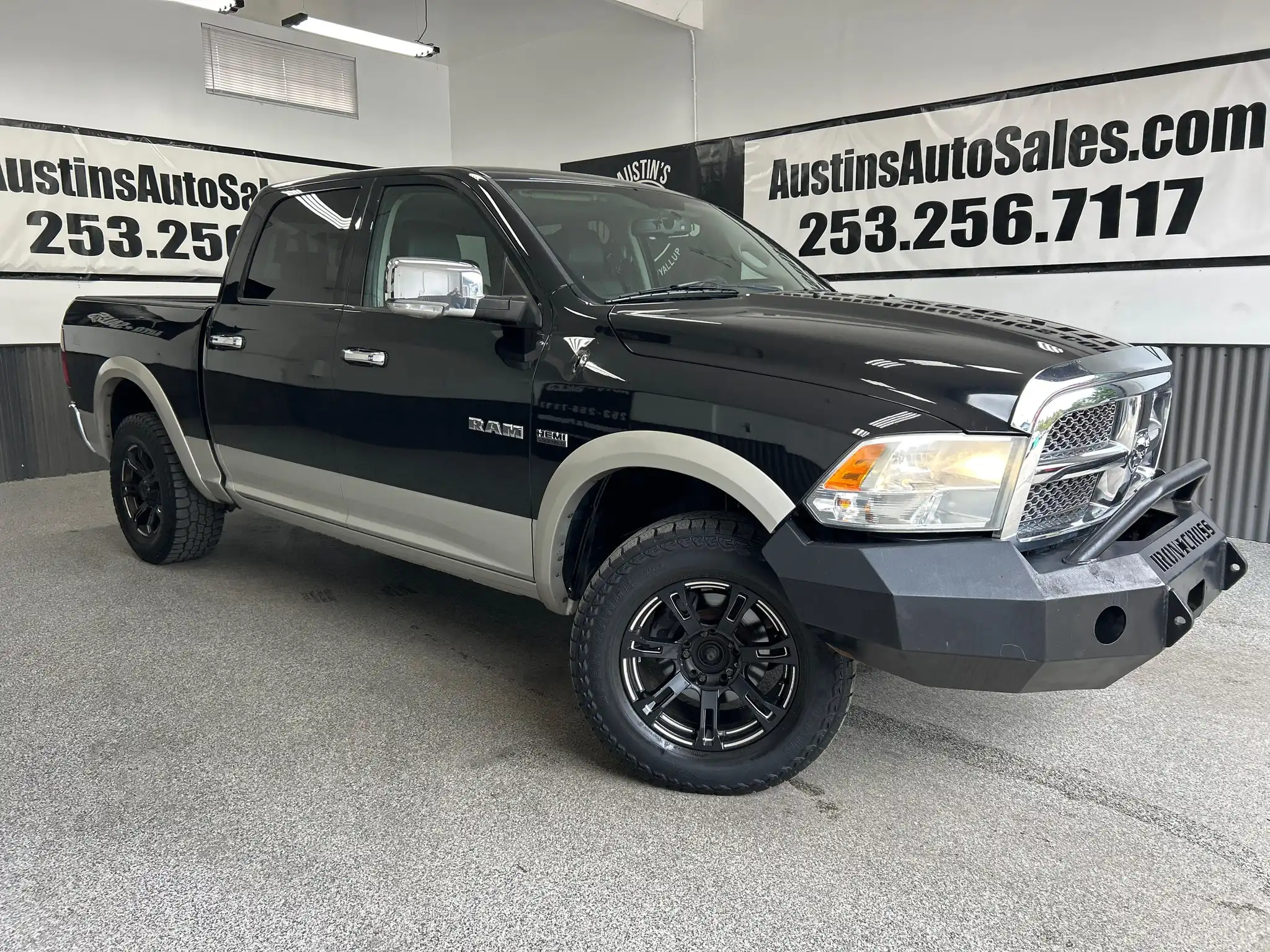 2010 RAM 1500 Laramie 4WD Crew Cab's photo